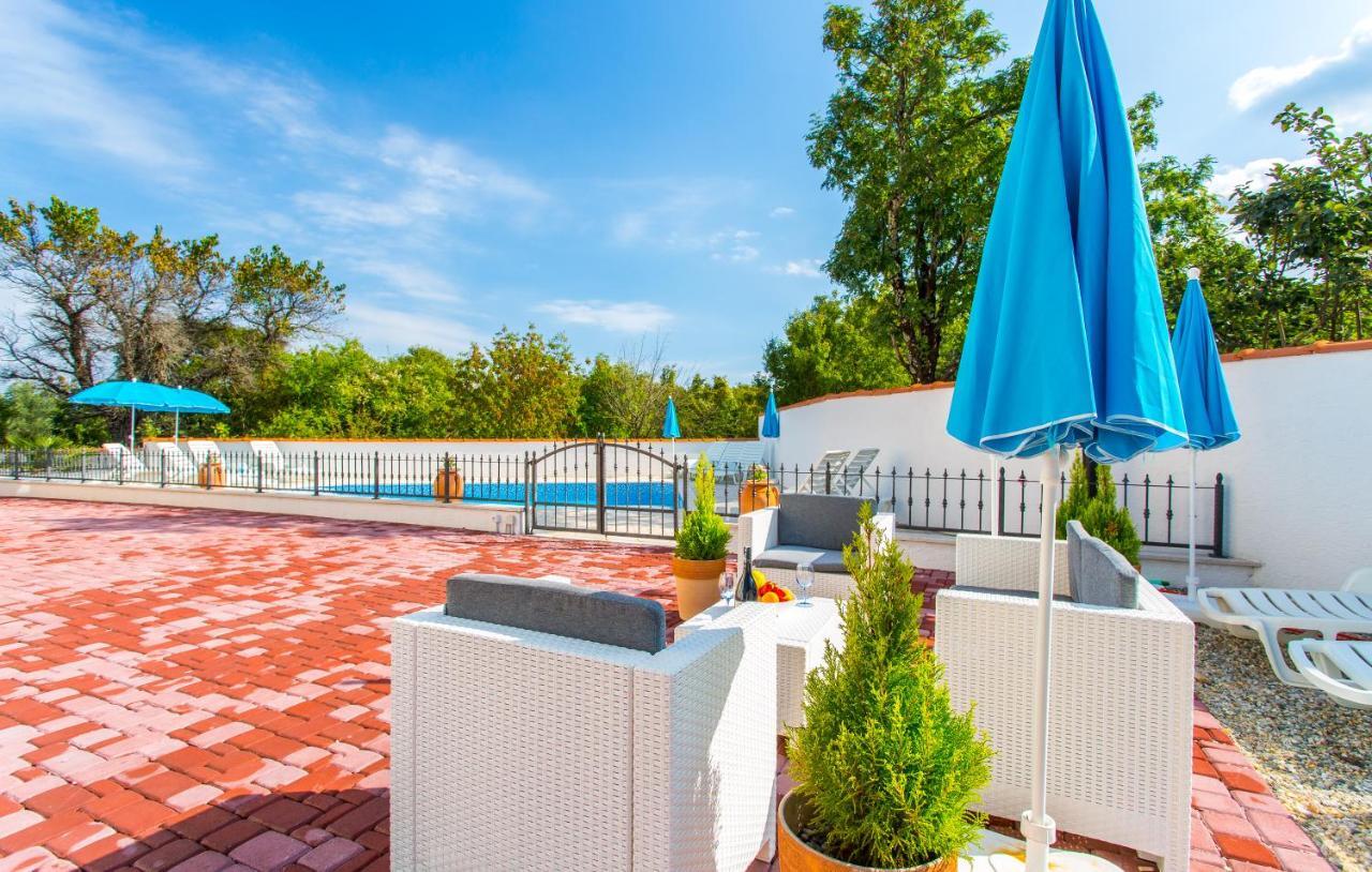 Luxury Palmer Residence Krk Dobrinj エクステリア 写真